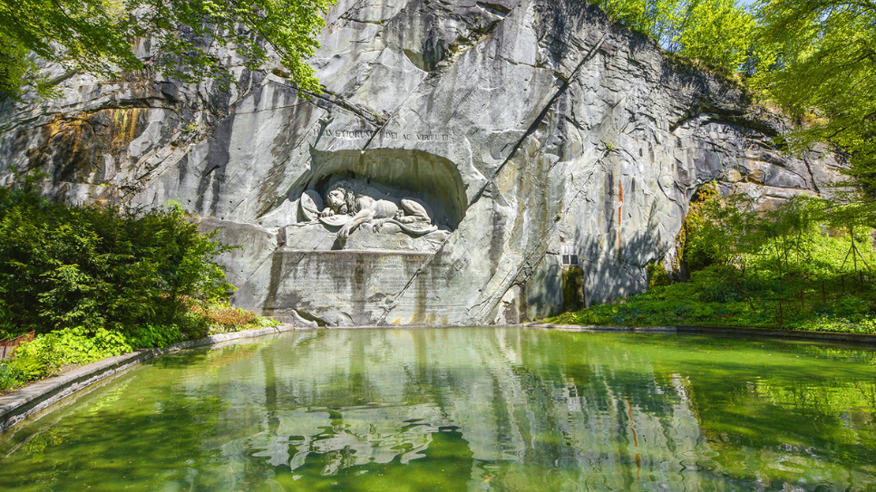 Tượng đài Sư Tử
