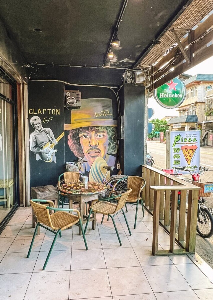 Wow Cafe