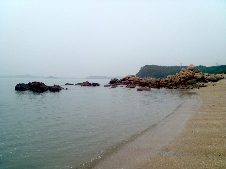 Hố bùn Ganghwa cách Incheon khoảng 50 km