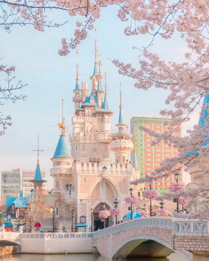 Lotte World là điểm đến nổi bật khi ghé thăm Seoul