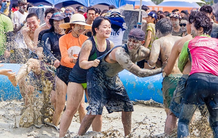 Lễ hội bùn Boryeong không chỉ đơn thuần là một sự kiện mùa hè thông thường mà còn là dịp để khám phá văn hóa Hàn Quốc