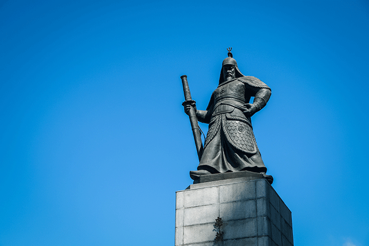 Tượng Yi Sun-sin mang đậm dấu ấn lịch sử H&agrave;n Quốc