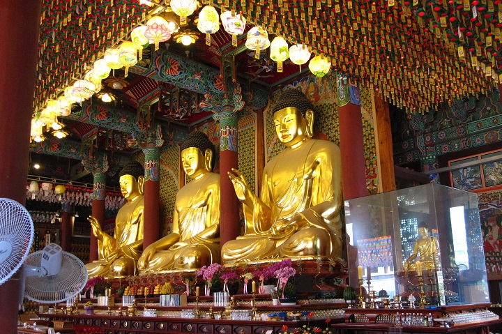 Yogyesa còn được biết đến với tên gọi là chùa Tào Khê