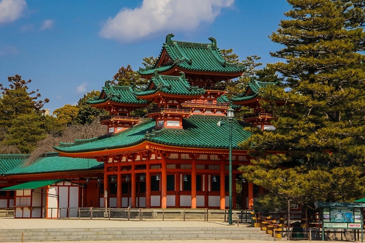 Đền Heian được coi là biểu tượng của Kyoto