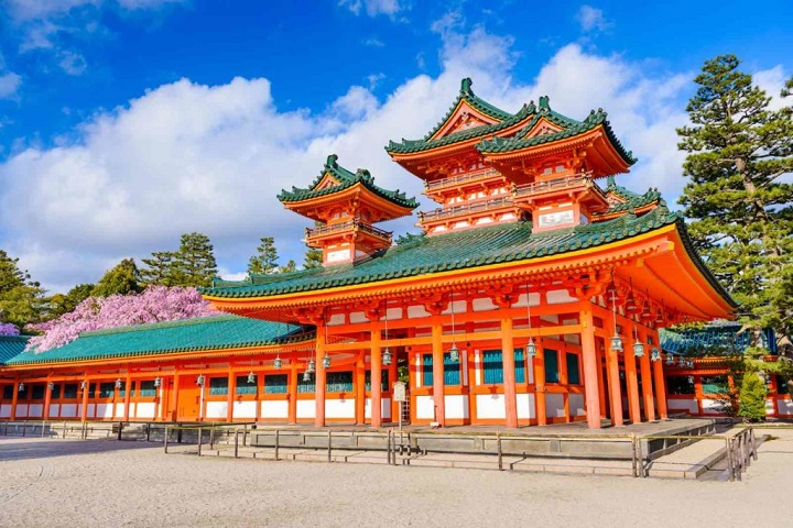 Đền Heian tôn vinh những Hoàng đế nổi tiếng đã đặt nền móng cho Kyoto