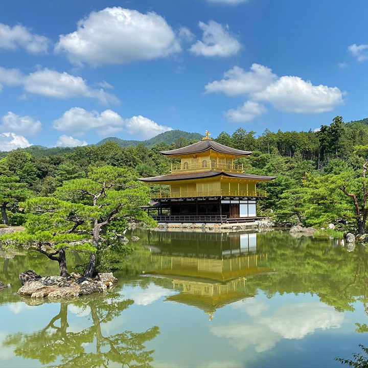 Ch&ugrave;a V&agrave;ng Kyoto, Nhật Bản
