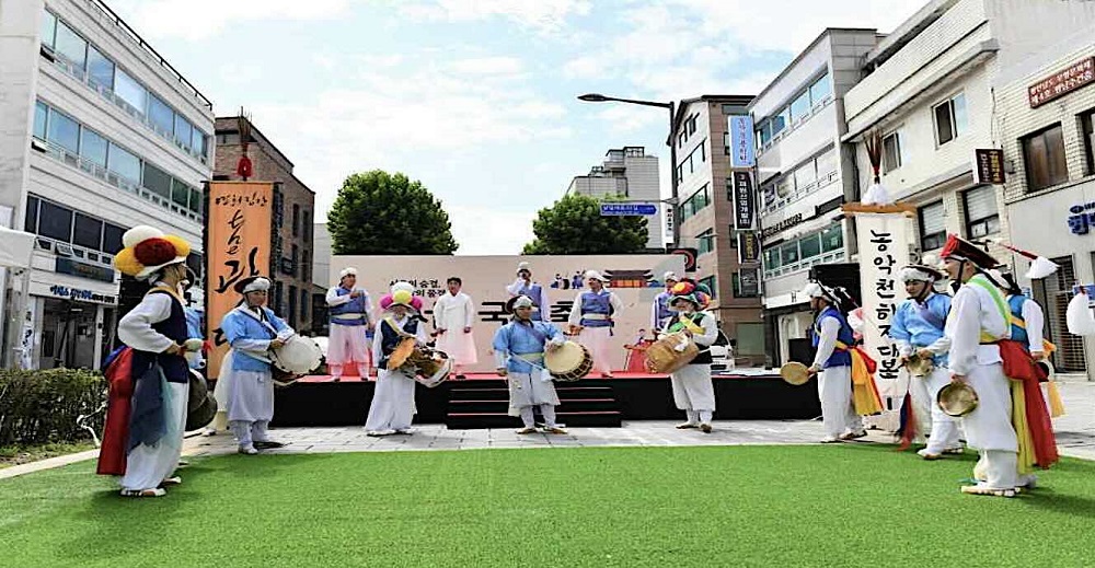 Du lịch Hàn Quốc mùa hè, tưởng không vui lại vui không tưởng
