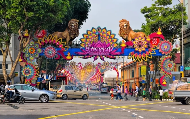 Cổng chào lung linh ở Little India