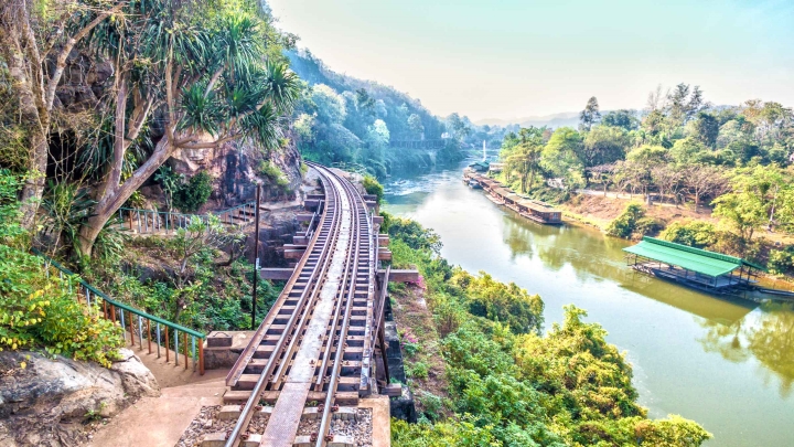 Vẻ đẹp ngất ngây thu hút đông đảo du khách đến Kanchanaburi