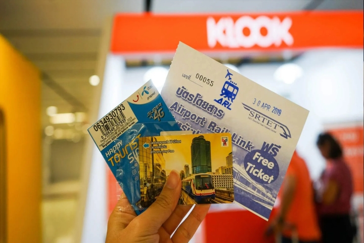 Du kh&aacute;ch n&ecirc;n mua 1 thẻ SIM Th&aacute;i Lan