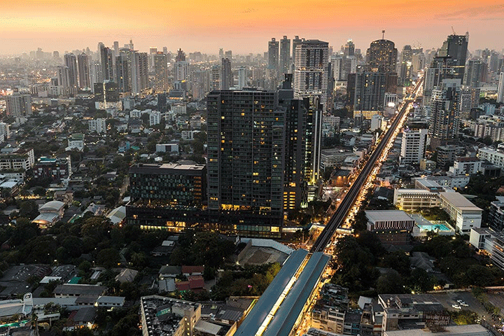 Sukhumvit - trung tâm nhộn nhịp và sầm uất