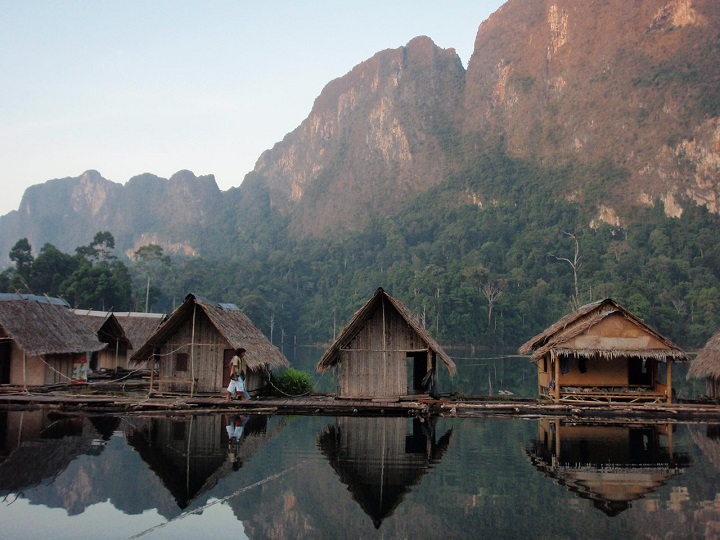Surat Thani được mệnh danh là "thành phố của những người tốt bụng"