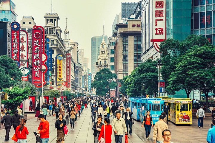 Đại lộ Nam Kinh Ph&iacute;a Đ&ocirc;ng v&agrave;o ban ng&agrave;y