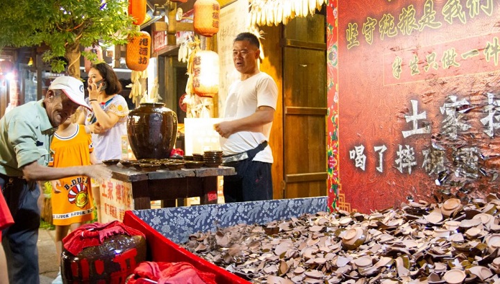 Trải nghiệm ẩm thực tại phố Kh&ecirc; Bố&nbsp;