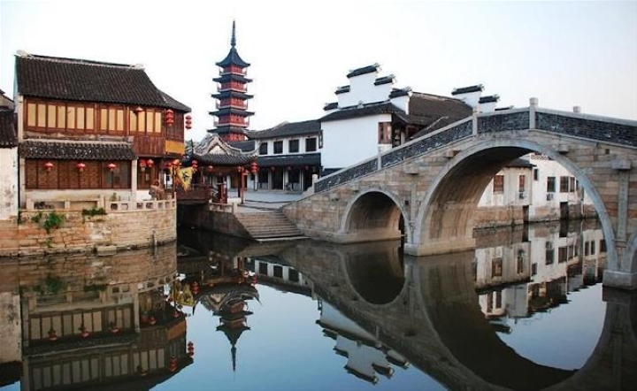 Chiêm ngưỡng khung cảnh một làng quê yên bình tại Đường Tây