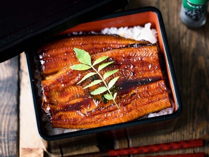 Unagi don là món ăn phổ biến trong thực đơn của người Nhật vào tháng 6