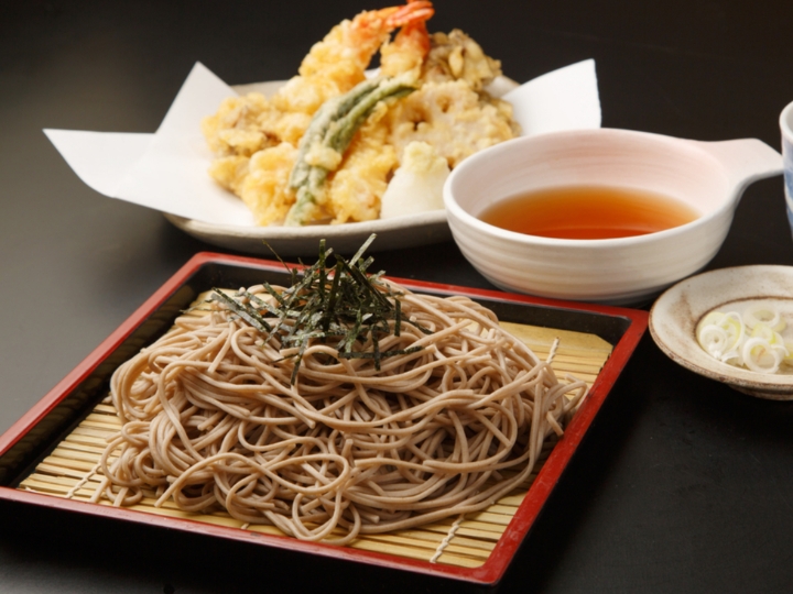 Mì Soba lạnh được xem là món ăn giải nhiệt trong mùa hè
