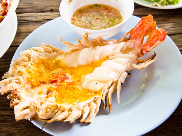 Tôm sông khổng lồ Thái Lan – Món đặc sản hấp dẫn với hương vị tươi ngon, đầy ấn tượng