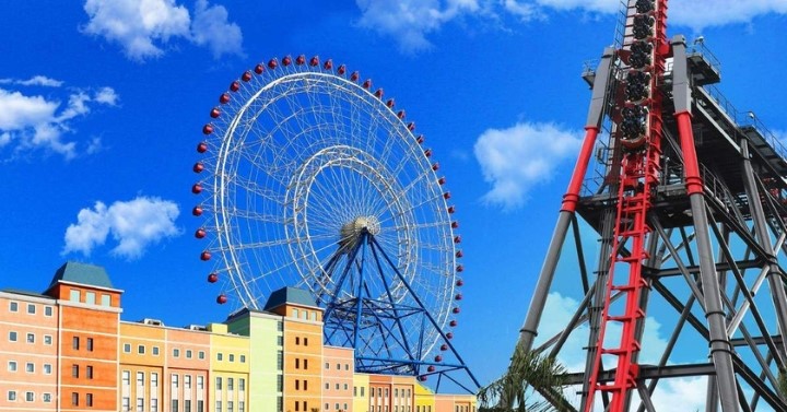 Vòng quay khổng lồ Sky Dream nổi tiếng tại công viên Giải trí Lihpao Land