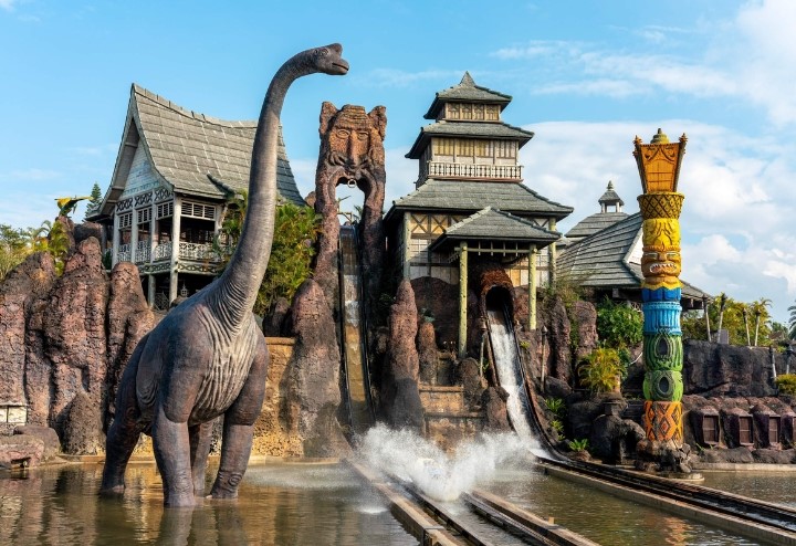 Công viên chủ đề kết hợp với vườn thú độc đáo Leofoo Village Theme Park