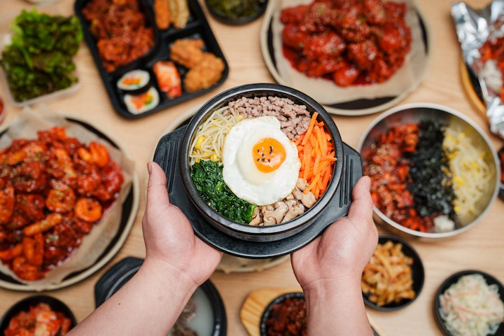 Bibimbap - món ăn truyền thống không thể bỏ qua khi đi du lịch Hàn Quốc