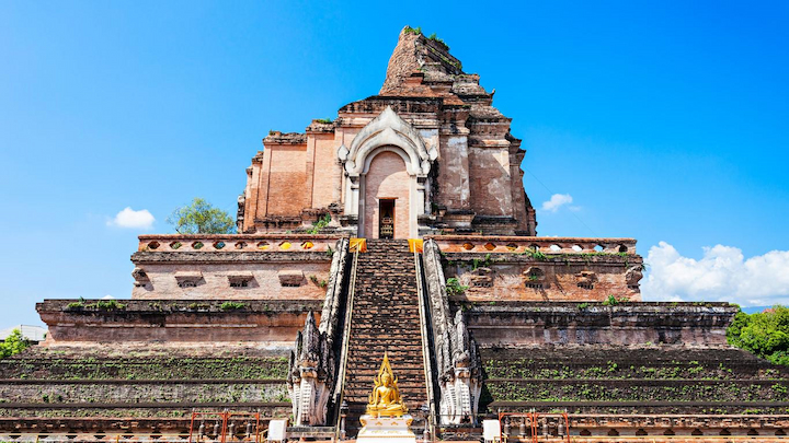 Chùa Wat Chedi Luang - Ngôi chùa linh thiêng bậc nhất Chiang Mai Thái Lan