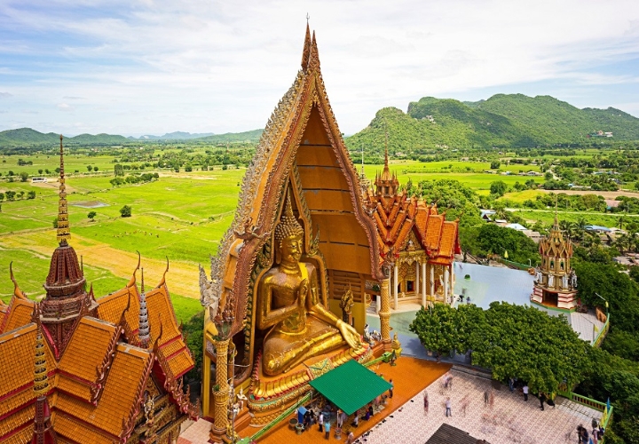 Chùa Hang Cọp - Wat Tham Suea nằm giữa cảnh sắc thiên nhiên Krabi hùng vĩ