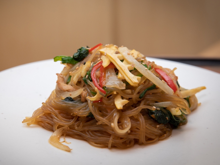 Miến trộn Japchae hấp dẫn
