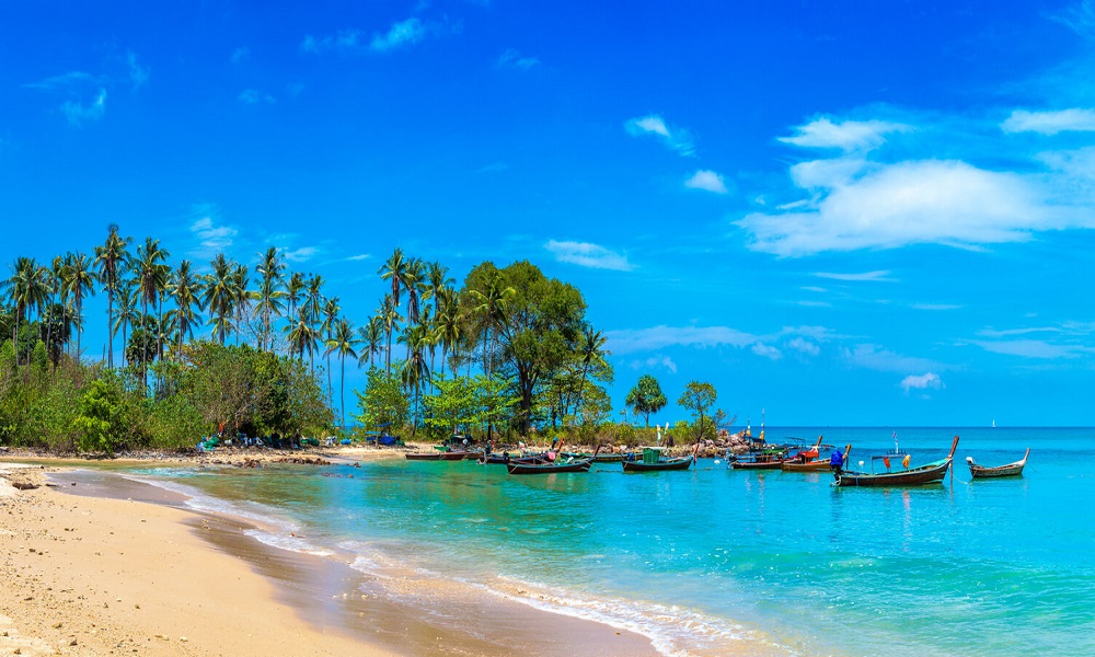 Không gì tuyệt vời hơn với một chuyến nghỉ dưỡng hoàn toàn rời xa phố thị tại Koh Lanta