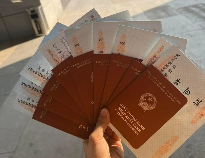 Bạn cần làm sổ thông hành để nhập cảnh Trung Quốc
