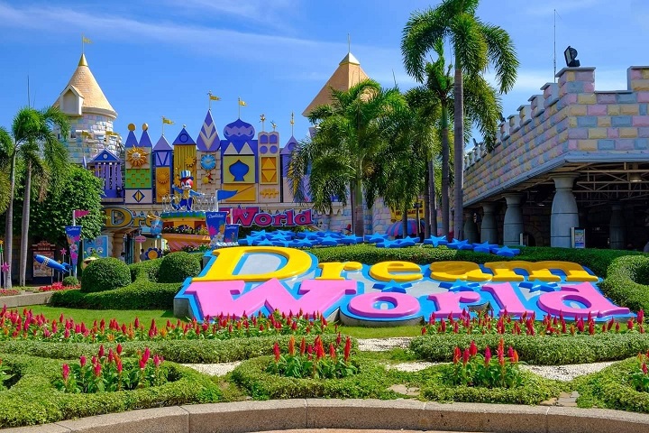 Dream World - Công viên giải trí được yêu thích tại Bangkok