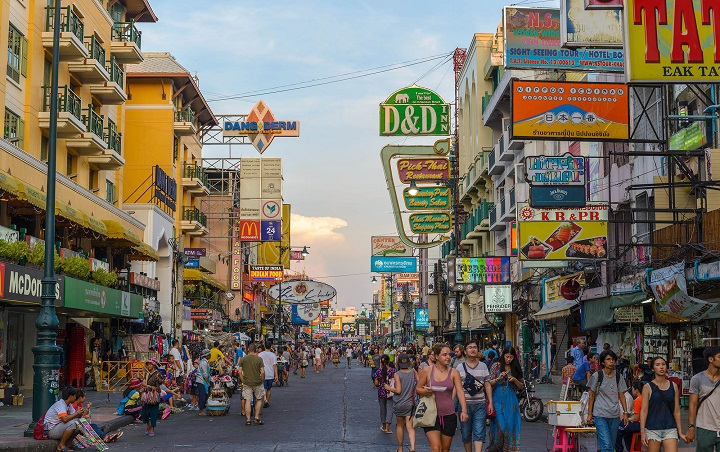 Phố Khao San là điểm đến sôi động, nổi tiếng tại Bangkok