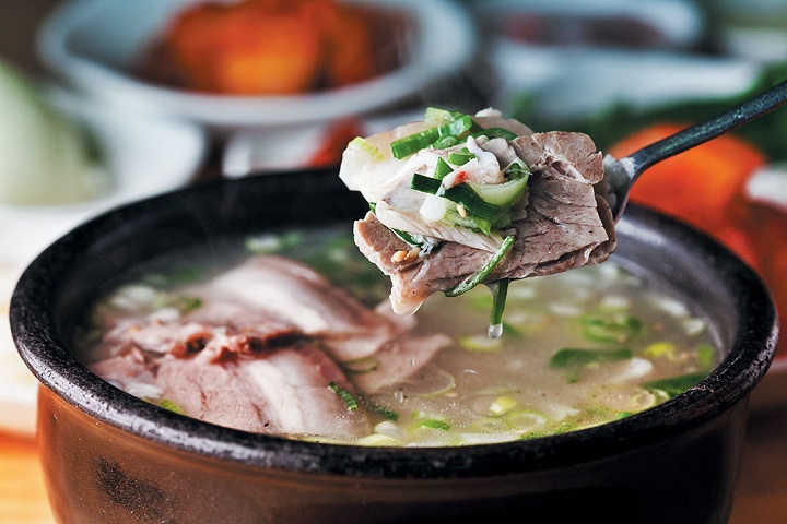 Dwaeji Gukbap - món ăn mang đậm nét văn hóa ẩm thực của người Hàn