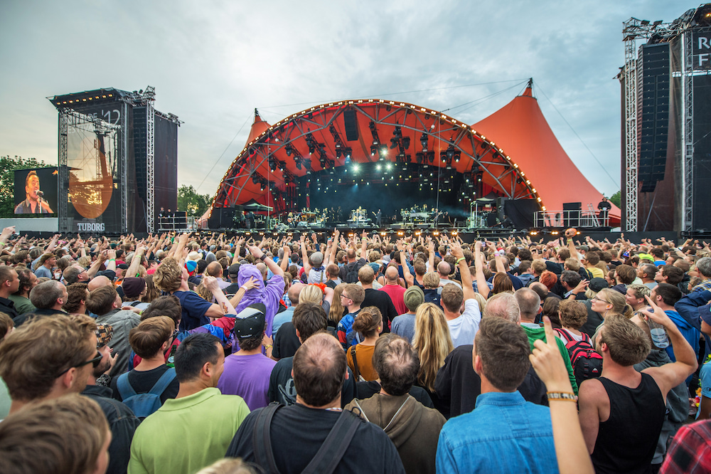 Hòa mình vào không gian nghệ thuật sôi động tại Roskilde Festival