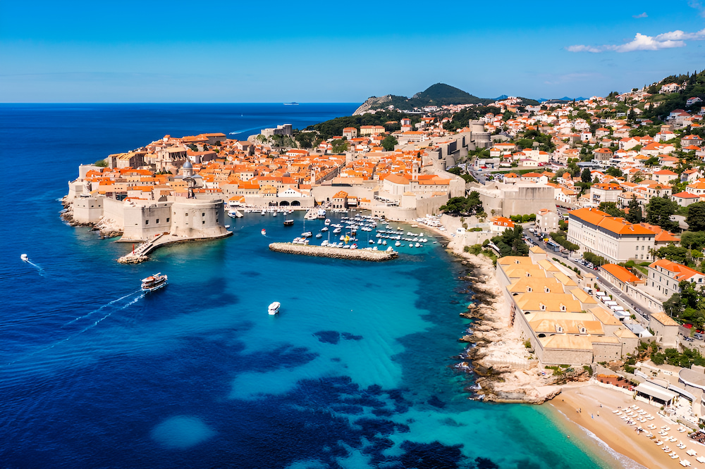 Dubrovnik nổi bật với những ngôi nhà mái ngói kiểu baroque