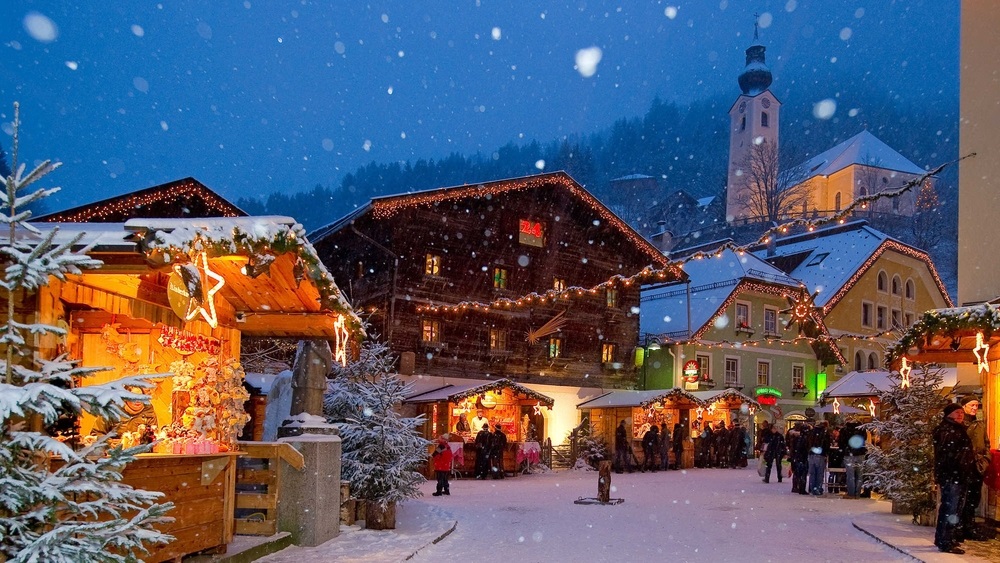 Tuyết trắng, &aacute;nh đ&egrave;n lễ hội v&agrave; vẻ đẹp cổ k&iacute;nh biến Bavaria Alps th&agrave;nh điểm đến m&ugrave;a đ&ocirc;ng trong mơ