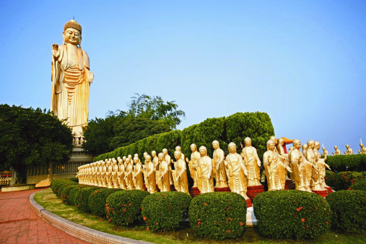 Tượng Phật Quang Sơn - kinh đô phật giáo