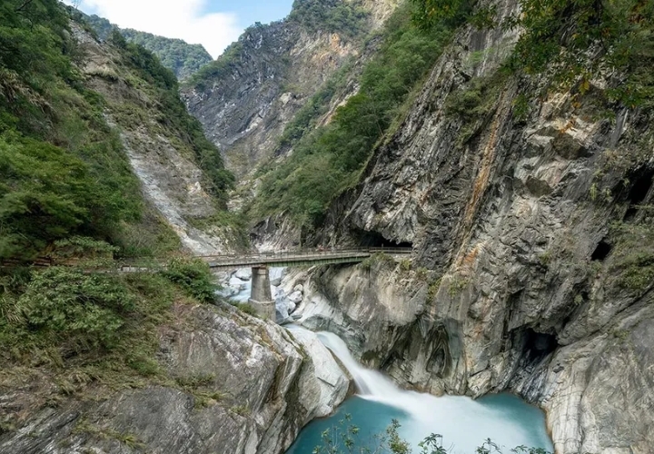Hẻm núi ngút ngàn ở công viên quốc gia Taroko