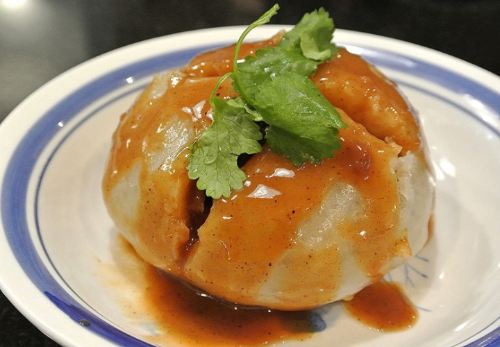 Bánh gạo Wa Gui là món ăn vặt hấp dẫn tại các chợ đêm Đài Nam
