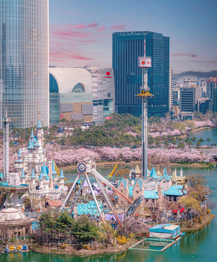 Đến Lotte World để trải nghiệm vô vàn loại hình giải trí hiện đại