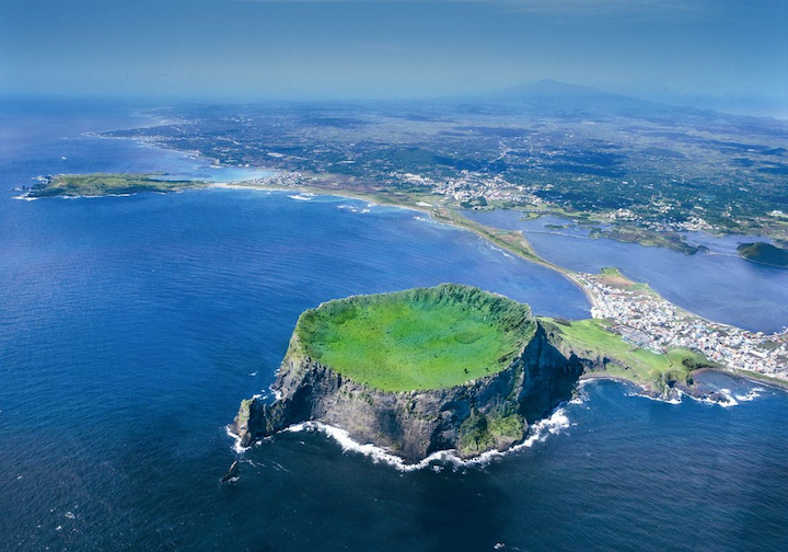 Đảo Jeju - Điểm đến nổi tiếng ở Hàn Quốc với cảnh sắc tuyệt đẹp và không khí trong lành