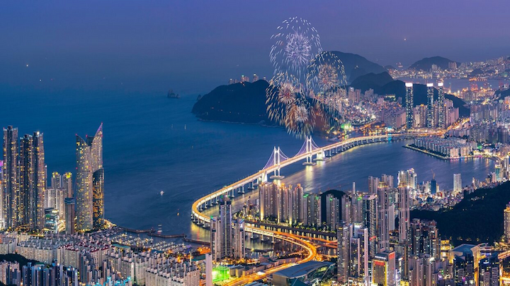 Th&agrave;nh phố Busan về đ&ecirc;m lung linh, huyền ảo