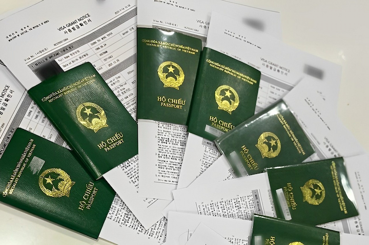 Xin visa H&agrave;n Quốc trước thời gian du lịch