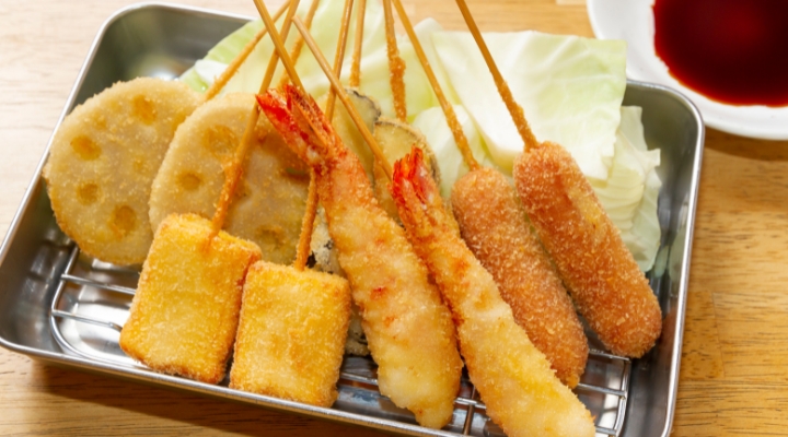 Xiên Kushikatsu vàng giòn vô cùng hấp dẫn