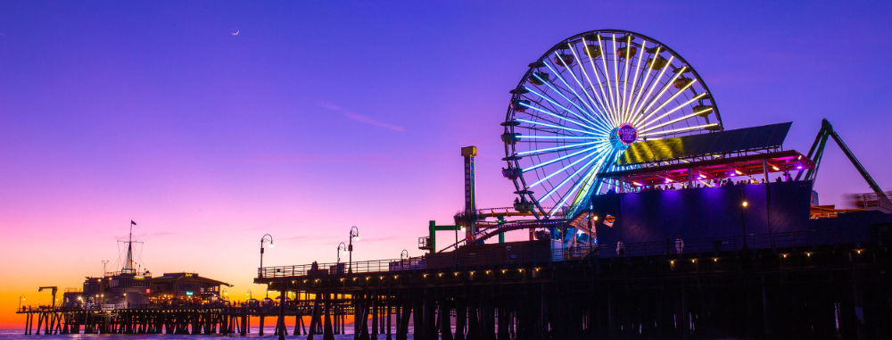 Vòng đu quay và bến cảng Santa Monica