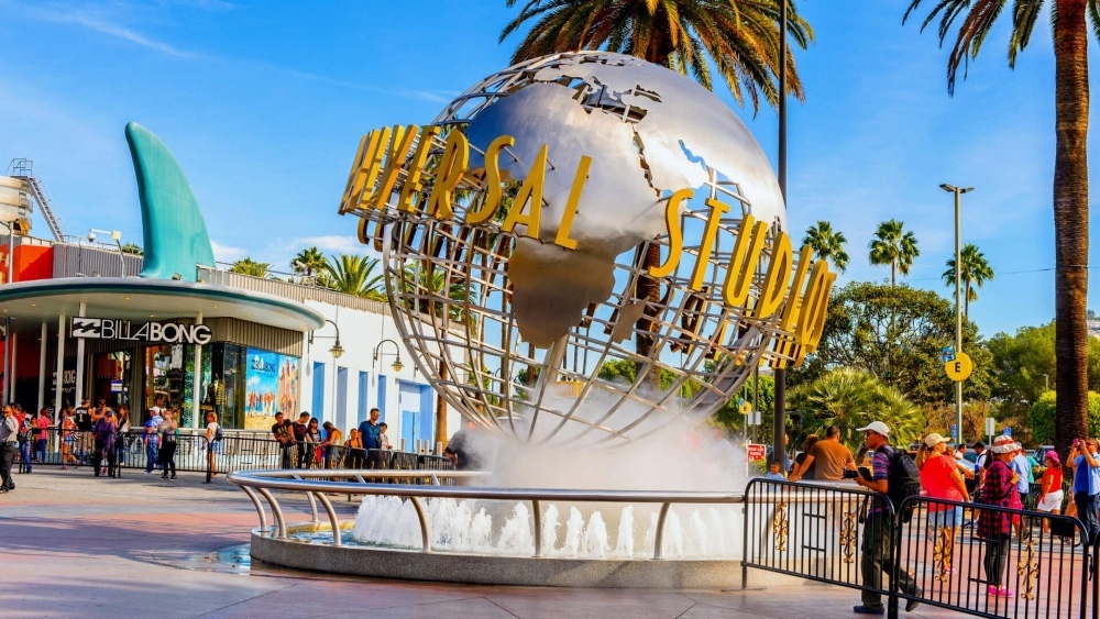 Cổng Universal Studios Hollywood