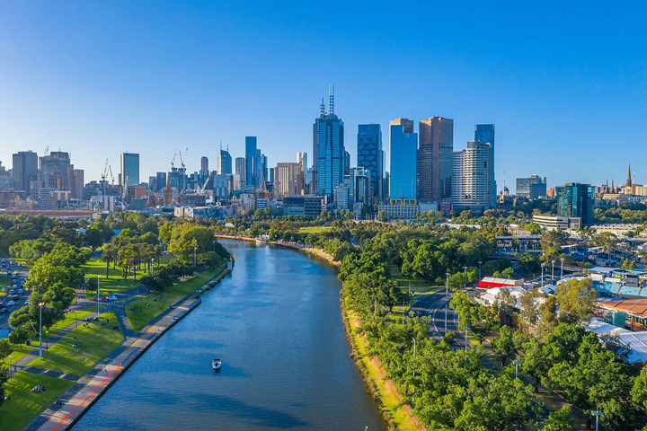 Dòng sông Yarra được ví như trái tim của Melbourne