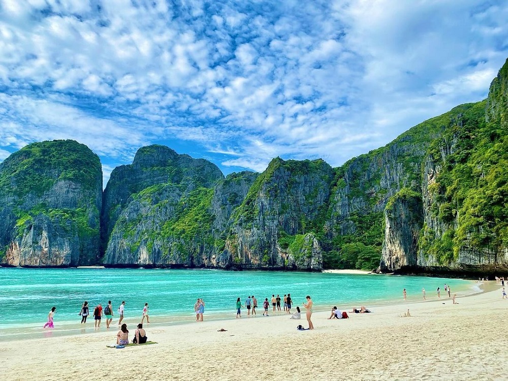 Lạc bước giữa Vịnh Phang Nga &ndash; nơi thi&ecirc;n nhi&ecirc;n vẽ n&ecirc;n những đường cong kỳ diệu tr&ecirc;n nền biển xanh