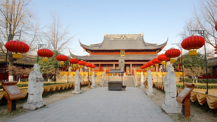 Miếu Khổng tử thờ cúng nhà tư tưởng, nhà triết lý vĩ đại của Trung Quốc