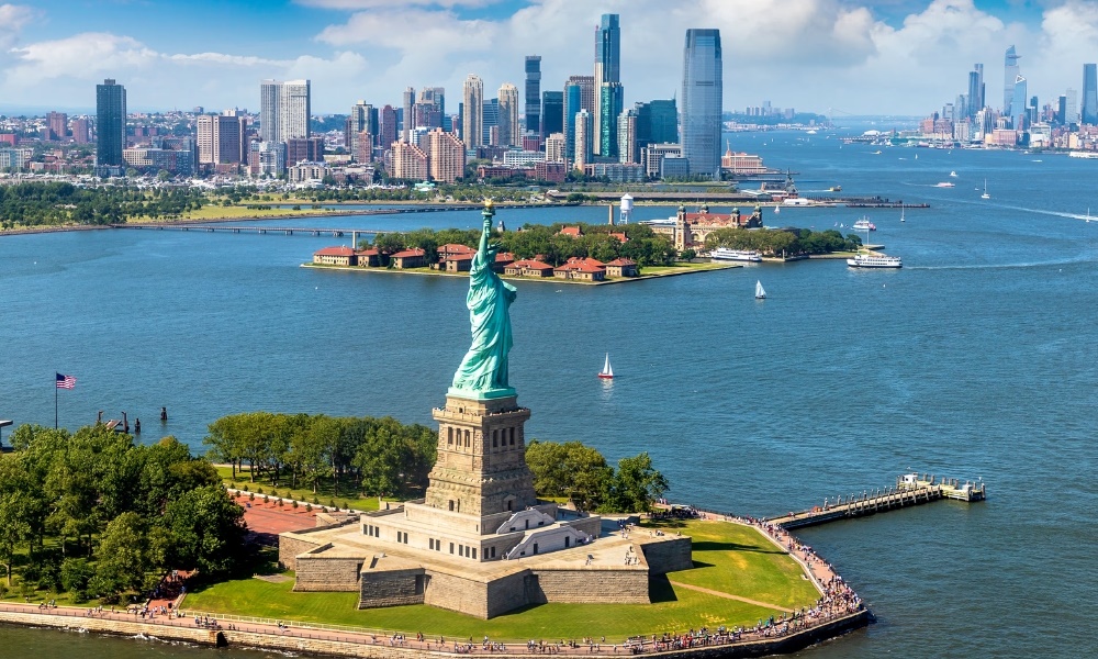 New York l&agrave; trung t&acirc;m du lịch, văn h&oacute;a v&agrave; t&agrave;i ch&iacute;nh h&agrave;ng đầu của nước Mỹ